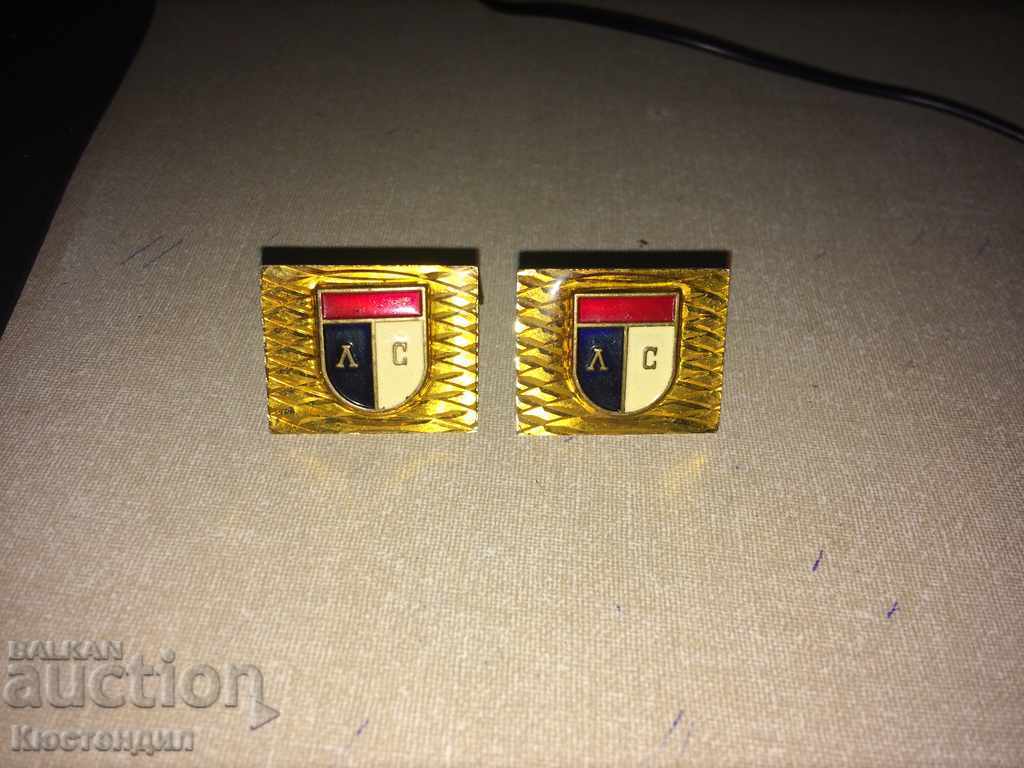 OLD FOOTBALL BUTTONS LEVSKI SPARTAK EXTREMELY RARE OLD FOOTBALL BUTTONS LEVSKI SPARTAK EXTREMELY RARE