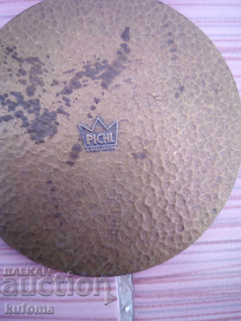 Auction Medal Auction Medal