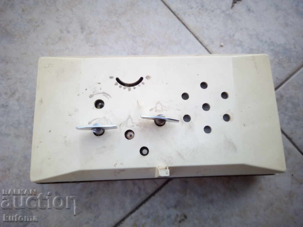 Old alarm clock with price € 5.10 | 9.97 BGN
