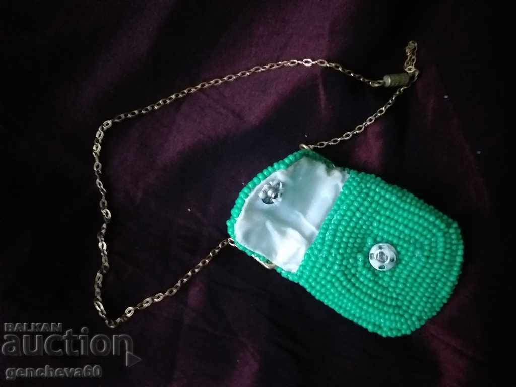 UNIQUE!!! Beaded handbag, gold-toned chain jewelry - 6 UNIQUE!!! Beaded handbag, gold-toned chain jewelry - 6