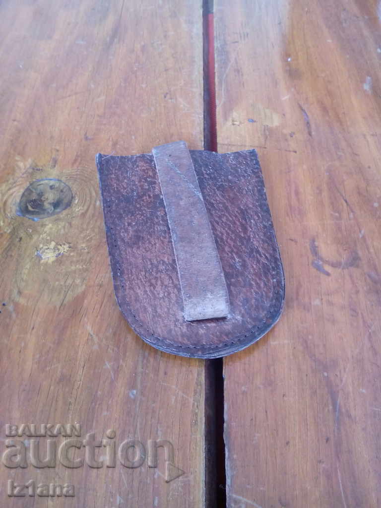 Old LZ keychain with price 12.00 BGN | € 6.14 Old LZ keychain with price 12.00 BGN | € 6.14