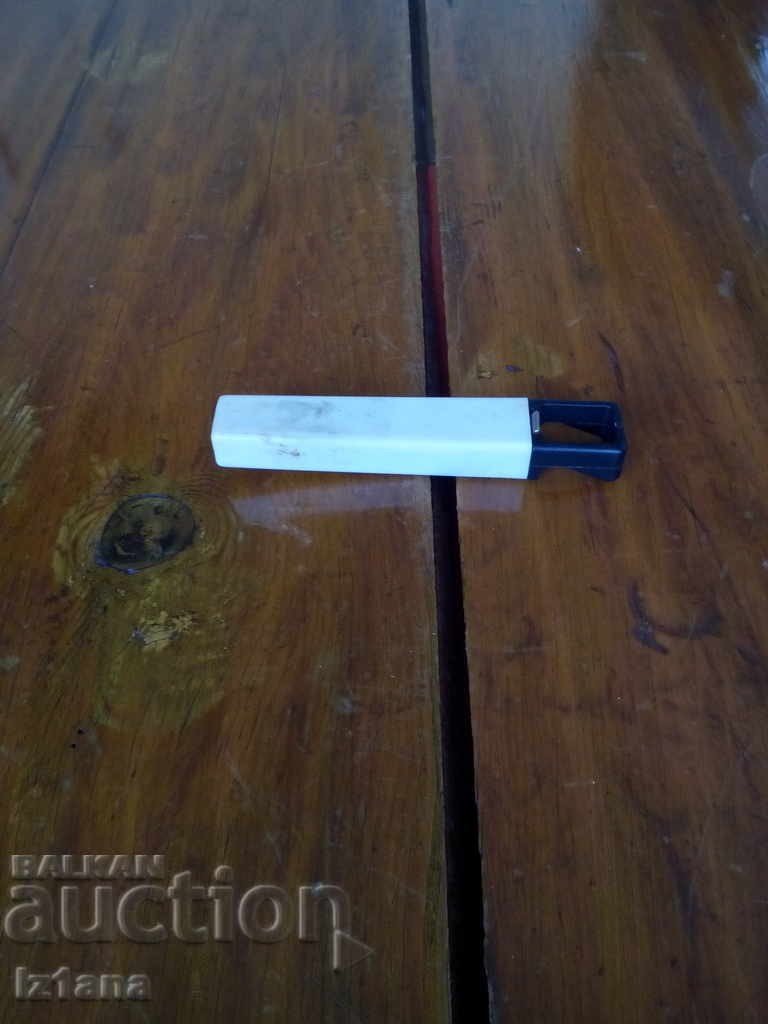 Opener Start with price 10.00 BGN | € 5.11 Opener Start with price 10.00 BGN | € 5.11