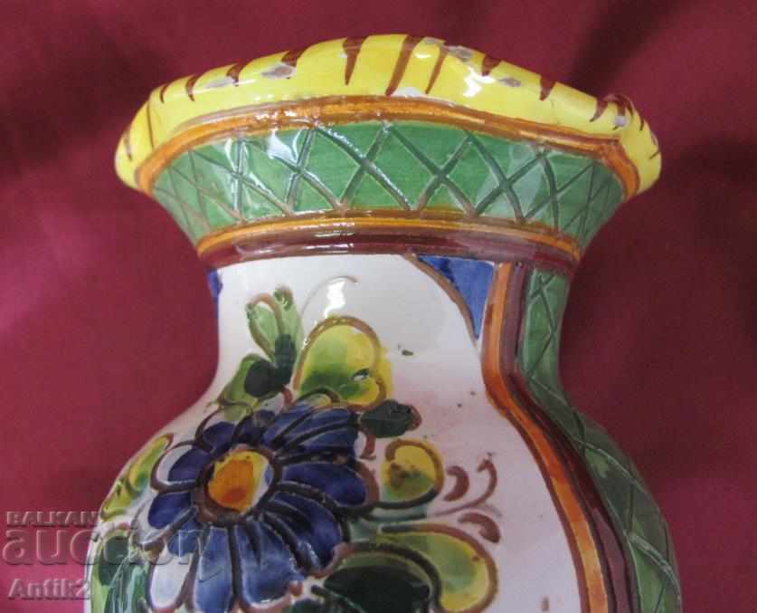 18th Century Vase Majolica Italy with price 240.00 BGN | € 122.71