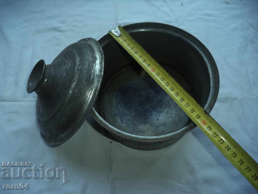 Auction OLD COPPER SUGAR WITH LID Auction OLD COPPER SUGAR WITH LID