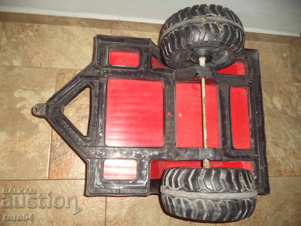 HUGE OLD PLASTIC CHILD TRAILER - EXCELLENT - 7