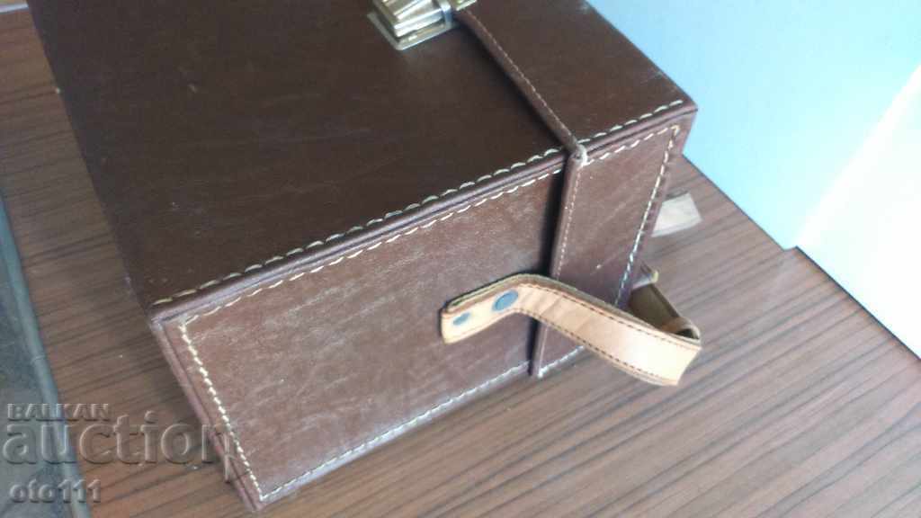 Delivery of OLD BOX - BAG Delivery of OLD BOX - BAG