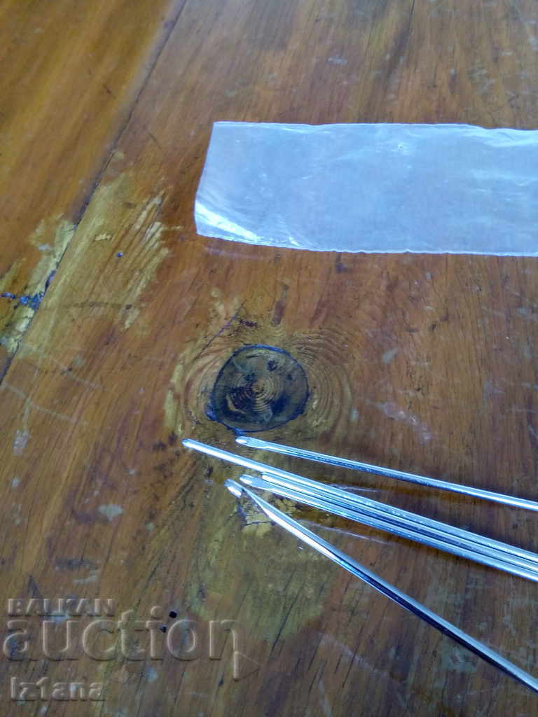 Delivery of Old sock needles