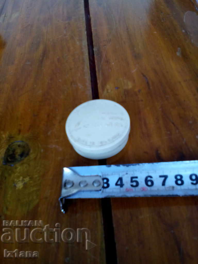 An old box of lemon cream - 5 An old box of lemon cream - 5