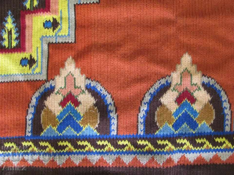 Licitație Covor brodat manual din secolul al XIX-lea, Cobra, Gobelin din lână