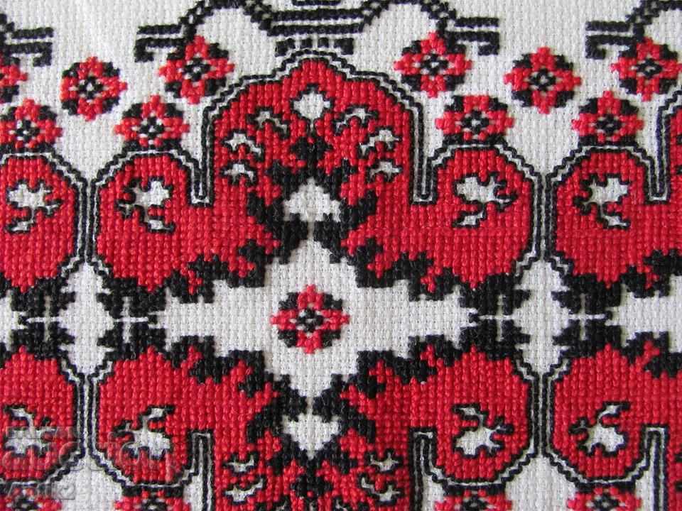 Auction  Old Hand Embroidered Pillow Case