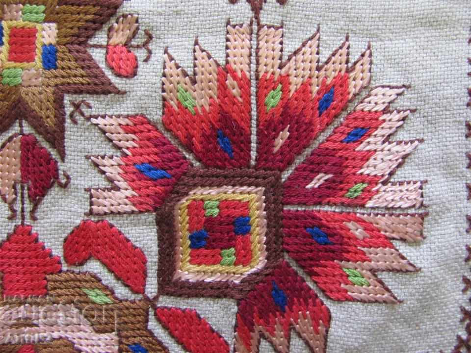 Delivery of Old Hand Embroidery Box, Tablecloth Delivery of Old Hand Embroidery Box, Tablecloth