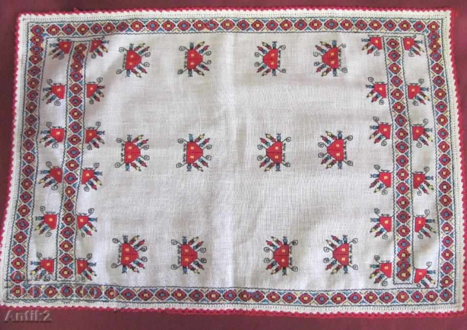 Auction 19th Century 2 pieces Hand Embroidery Box, Tablecloth Auction 19th Century 2 pieces Hand Embroidery Box, Tablecloth