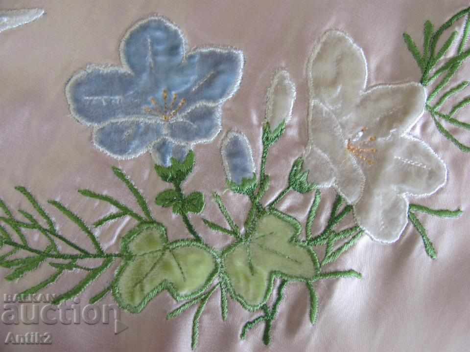 Old Machine Embroidery Korean Table Cover - 6