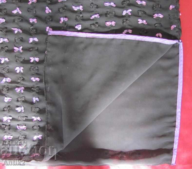 Auction 30s Silk Fabric Ladies Dress Auction 30s Silk Fabric Ladies Dress