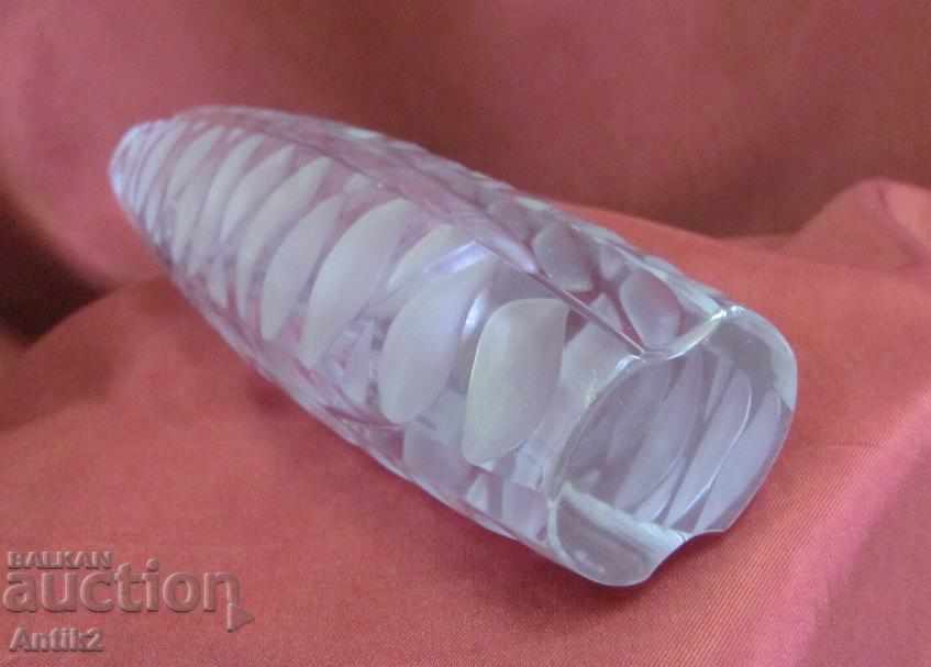 Delivery of 30s Old Crystal Vase handmade Delivery of 30s Old Crystal Vase handmade