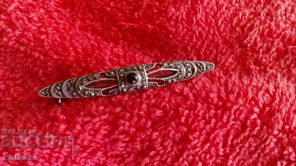 Old silver hallmarked brooch with semi-precious stones