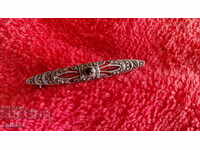 Παλιά ασημένια καρφίτσα με ημιπολύτιμους λίθους