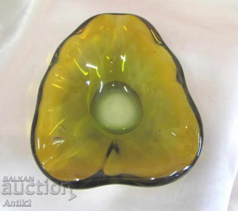 Delivery of Old Crystal Glass Ashtray amber color Delivery of Old Crystal Glass Ashtray amber color