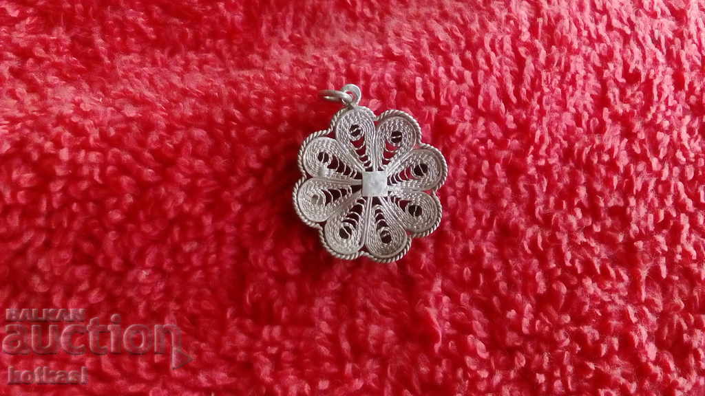 Delivery of Very old silver filigree pendant Delivery of Very old silver filigree pendant