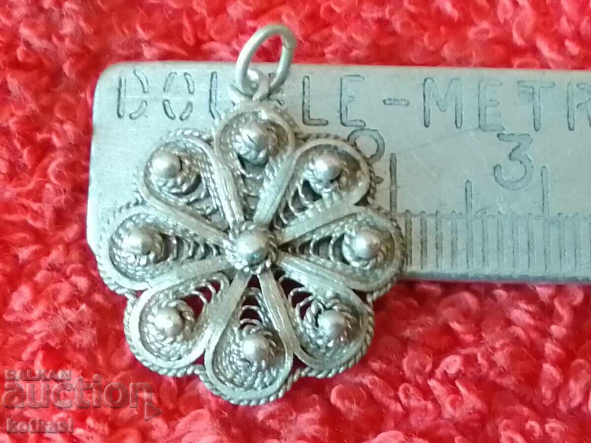 Very old silver filigree pendant Very old silver filigree pendant
