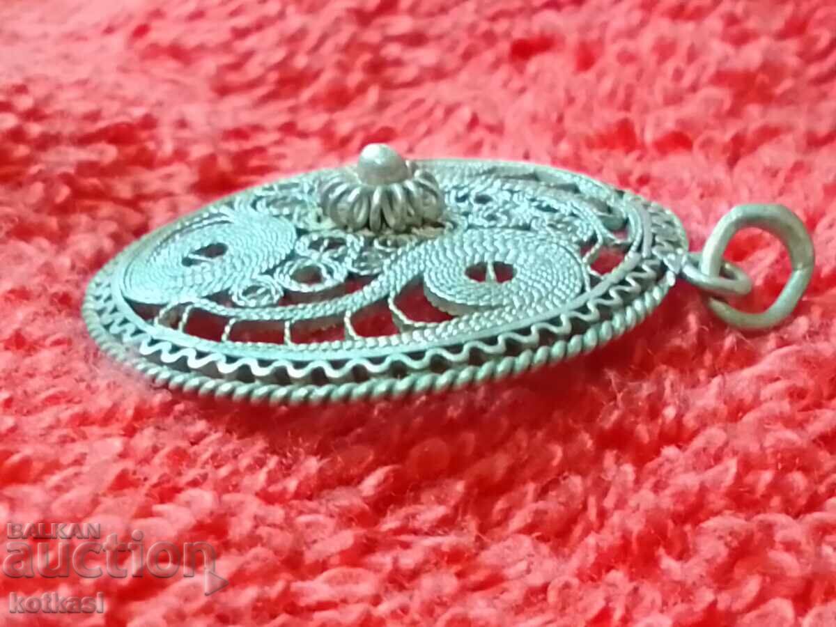 Licitație Pandantiv din filigran de argint foarte vechi