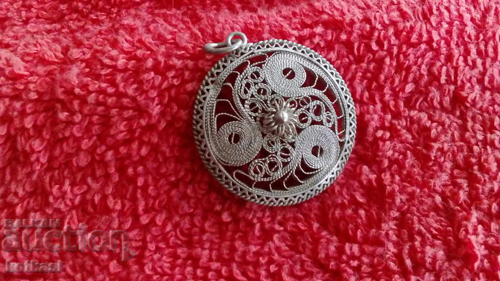 Very old silver filigree pendant Very old silver filigree pendant
