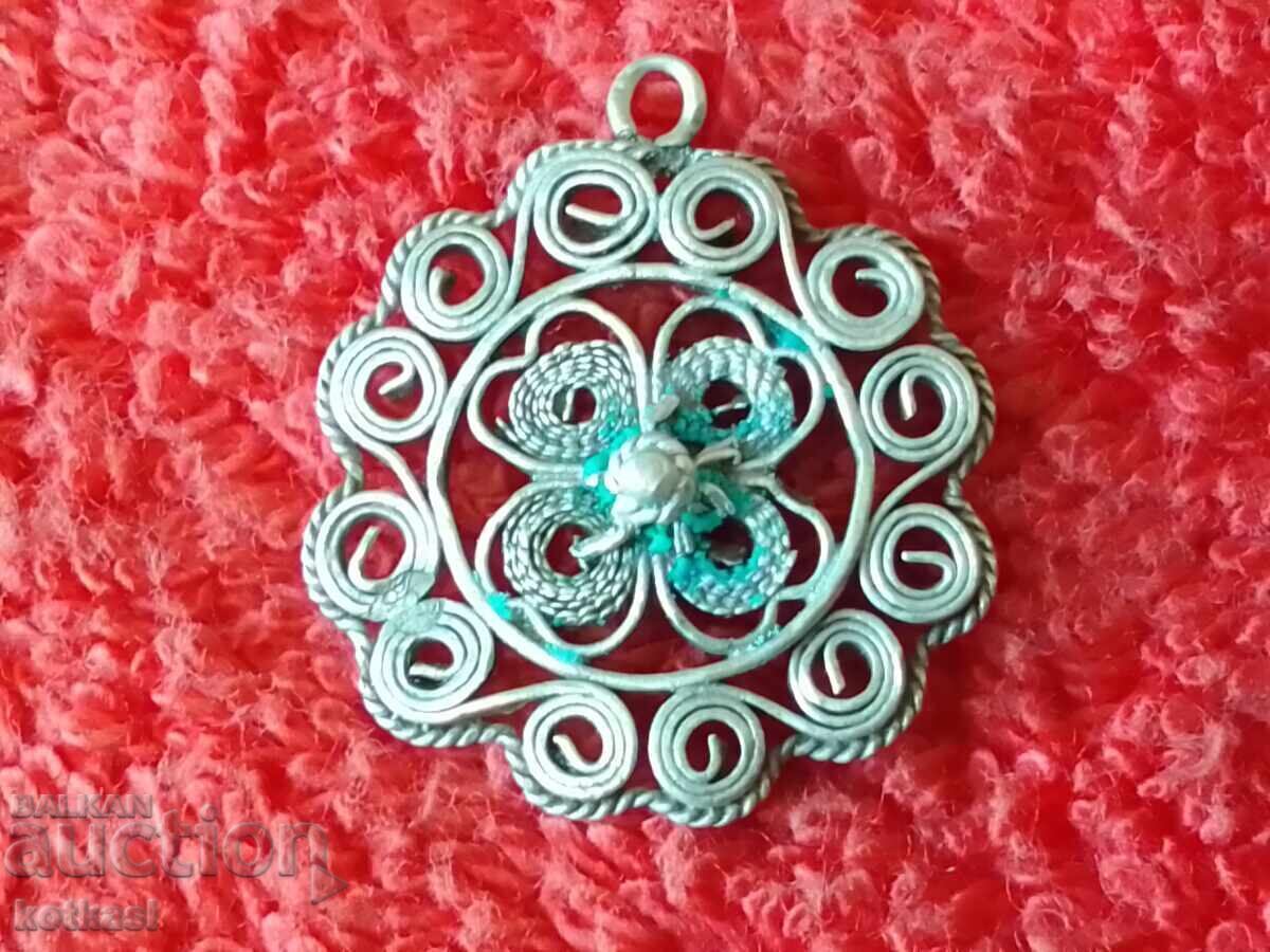 Pandantiv din filigran de argint vechi - 5