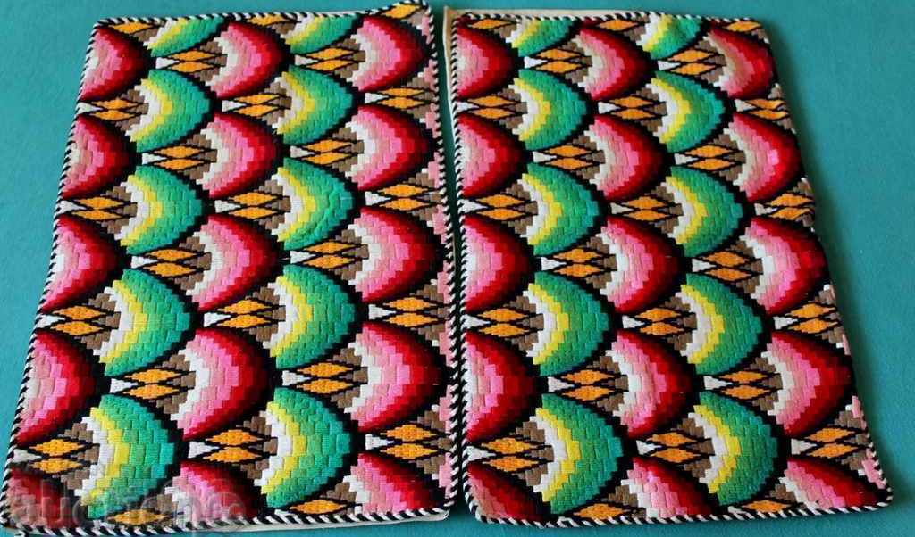 Delivery of . LOT AUTHENTIC OLD COVERS FLOOR COVER CHEIZ COVER Delivery of . LOT AUTHENTIC OLD COVERS FLOOR COVER CHEIZ COVER