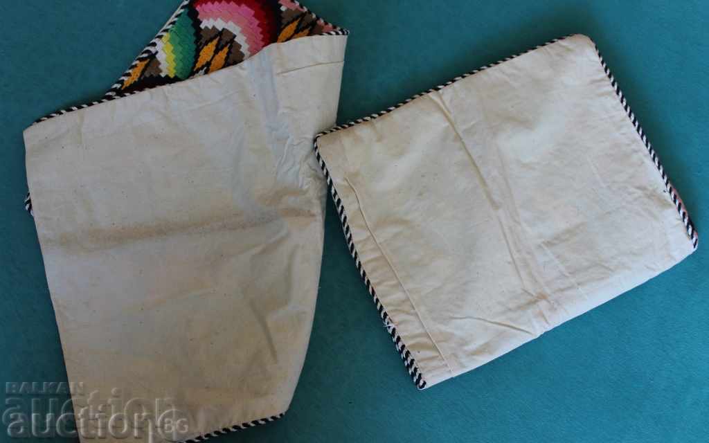 . LOT AUTHENTIC OLD COVERS FLOOR COVER CHEIZ COVER - 5 . LOT AUTHENTIC OLD COVERS FLOOR COVER CHEIZ COVER - 5