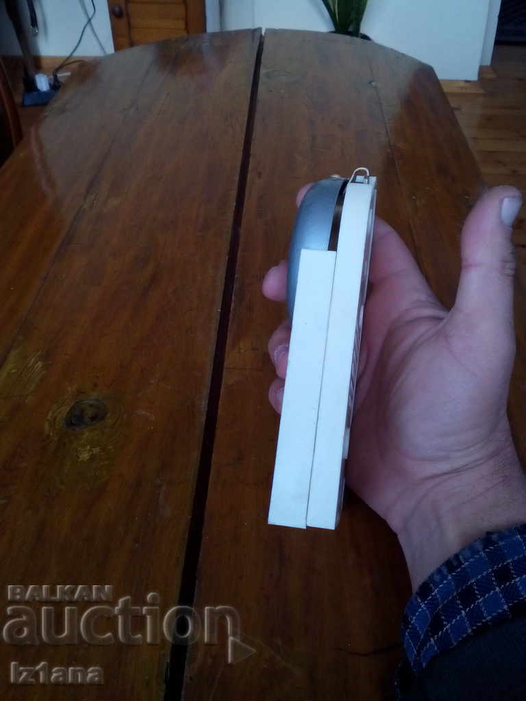 Delivery of Old electric bell Delivery of Old electric bell