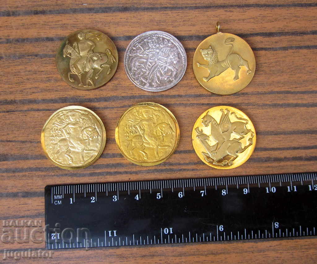 лот Български медали плакети с патриотична историческа тема - 7 лот Български медали плакети с патриотична историческа тема - 7