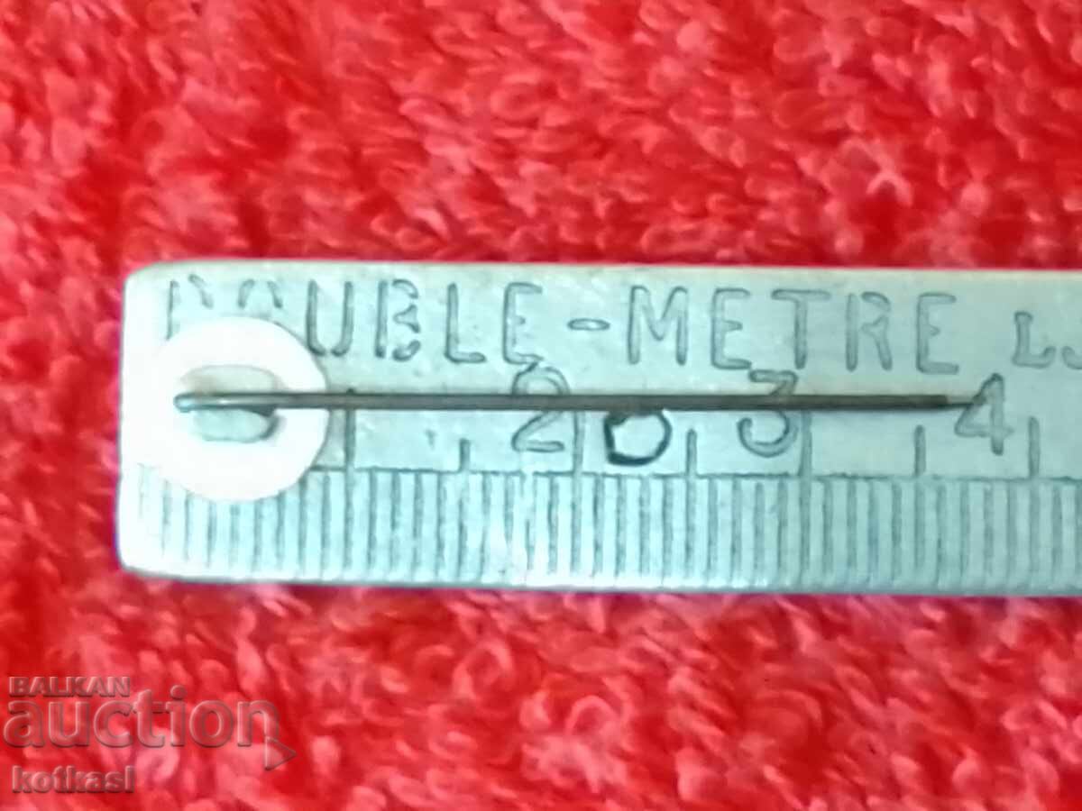 Old sports football badge pin Akademik Sofia with price 3.50 BGN | € 1.79 Old sports football badge pin Akademik Sofia with price 3.50 BGN | € 1.79