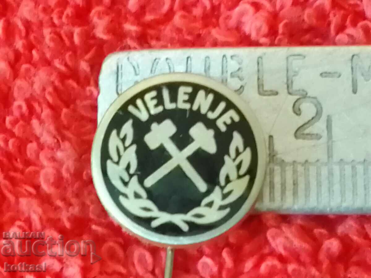 Old pin badge marked VELENJE Old pin badge marked VELENJE