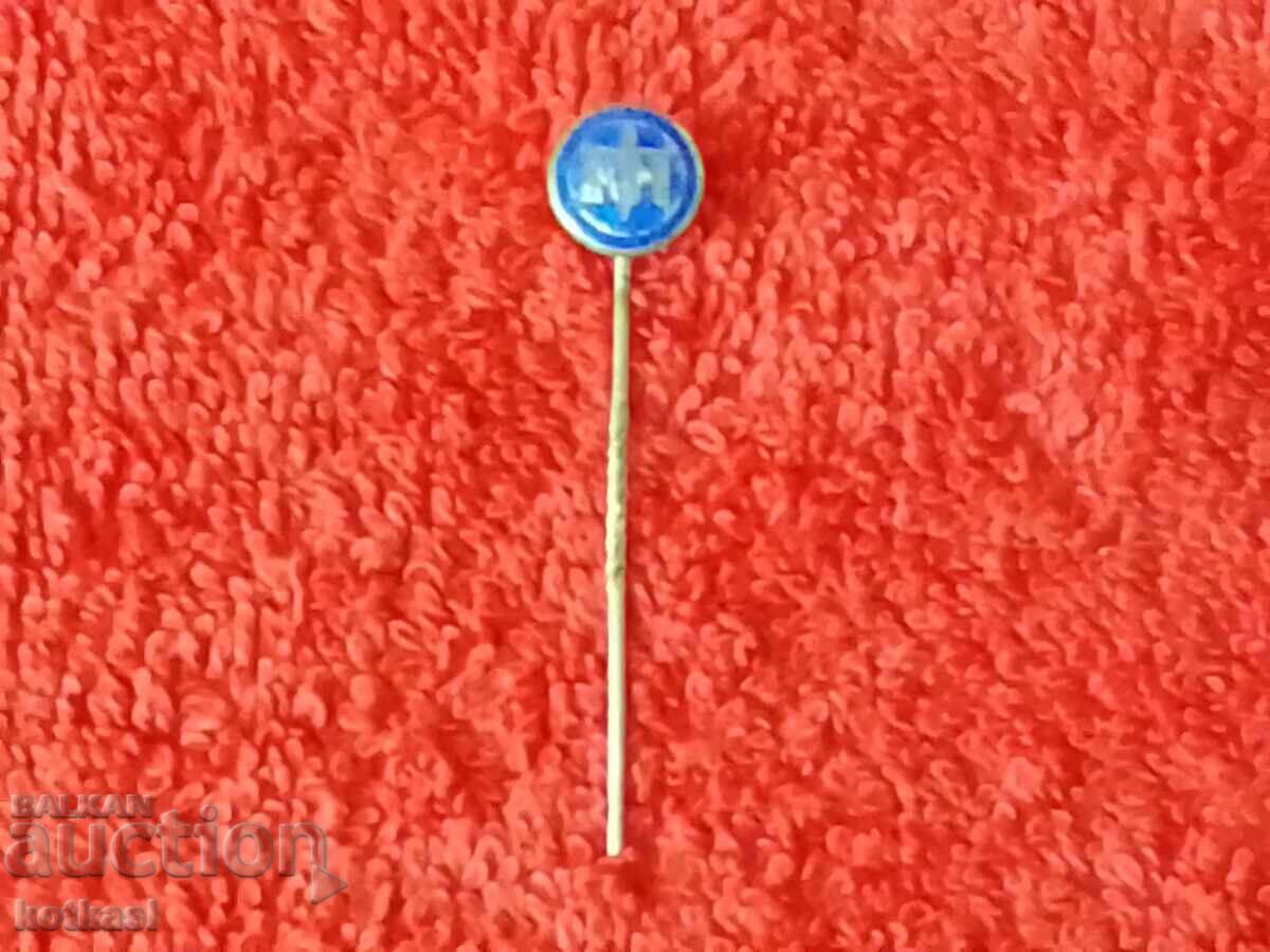 Delivery of Old silver marked 935 badge pin enamel KTM Delivery of Old silver marked 935 badge pin enamel KTM