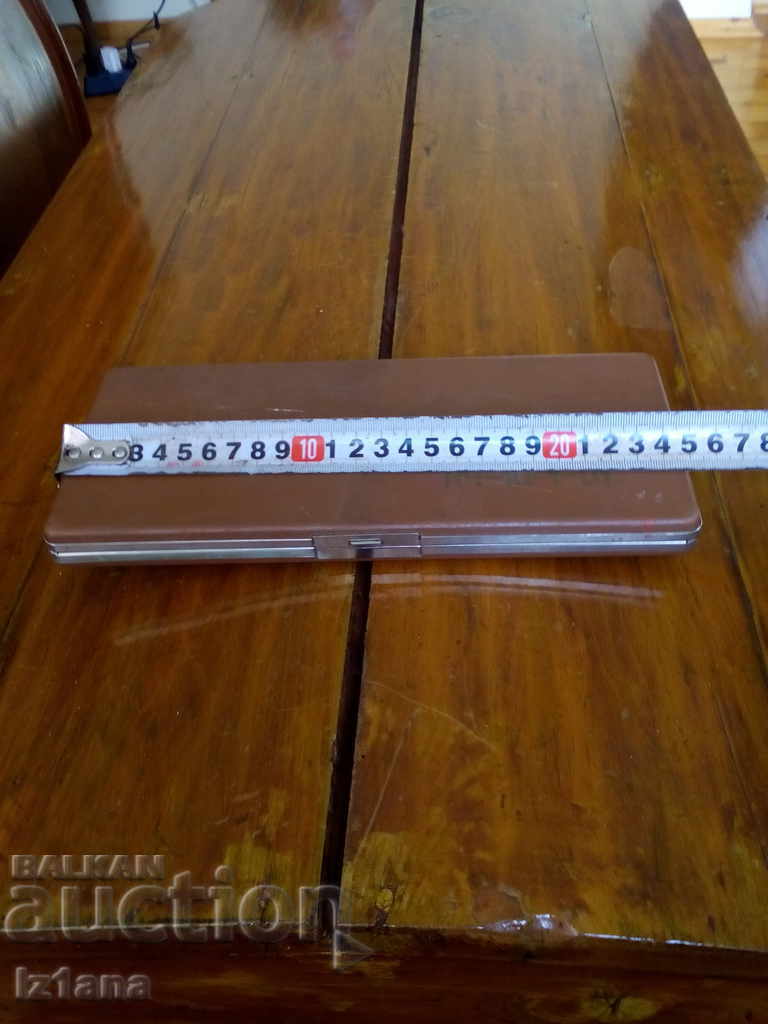 Auction An old box of pergolas Auction An old box of pergolas