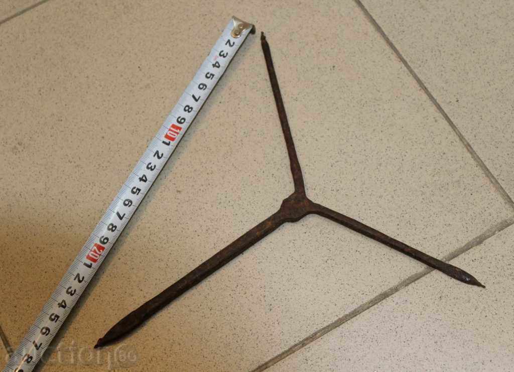 . OLD HAND CROSS DRILL DRILL TOOL - 6 . OLD HAND CROSS DRILL DRILL TOOL - 6