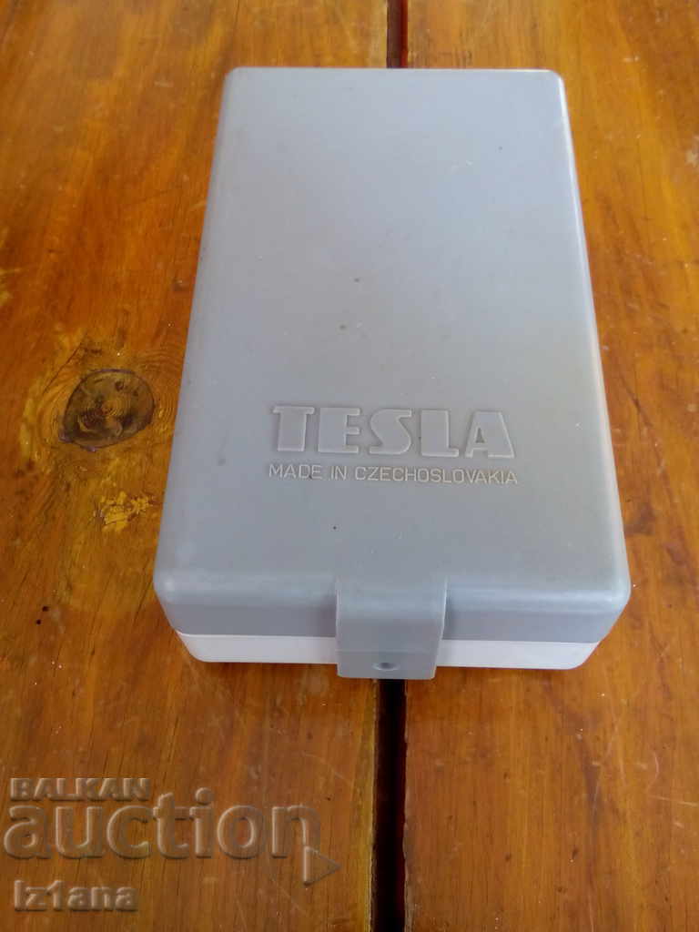 Tesla AMD 108 παλιό μικρόφωνο
