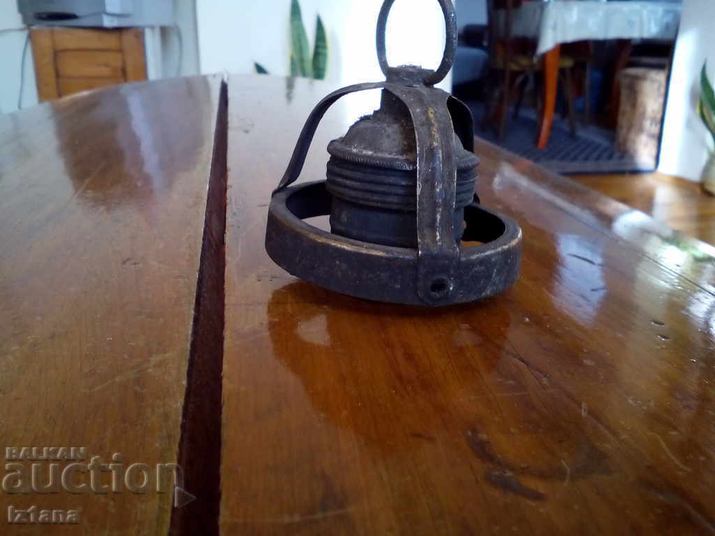 Old brass fuselage with price 25.00 BGN | € 12.78 Old brass fuselage with price 25.00 BGN | € 12.78