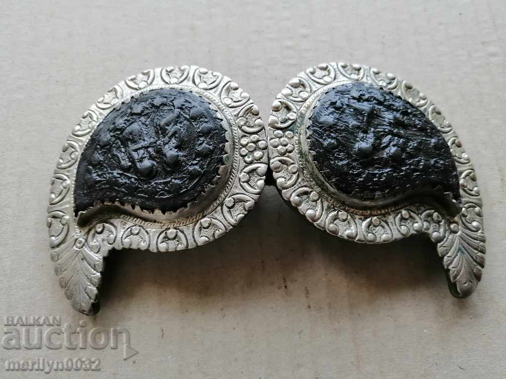 Delivery of Revival silver pafts with horn silver pafts Delivery of Revival silver pafts with horn silver pafts