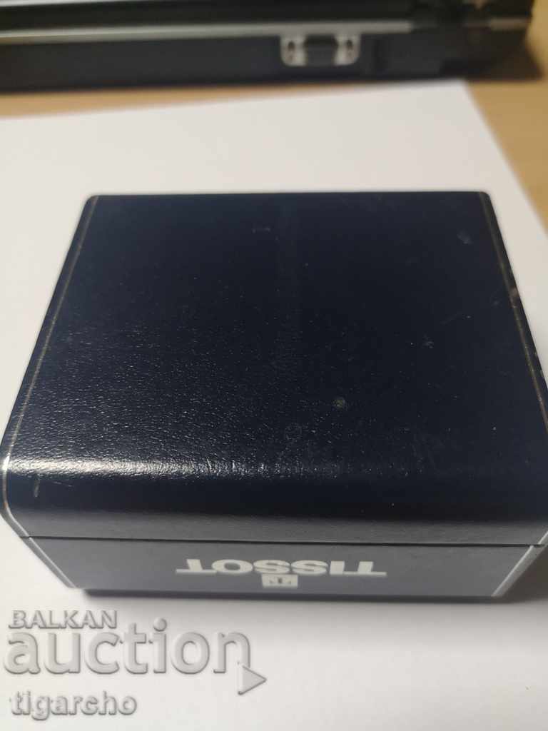 Tissot watch box with price 50.00 BGN | € 25.56 Tissot watch box with price 50.00 BGN | € 25.56