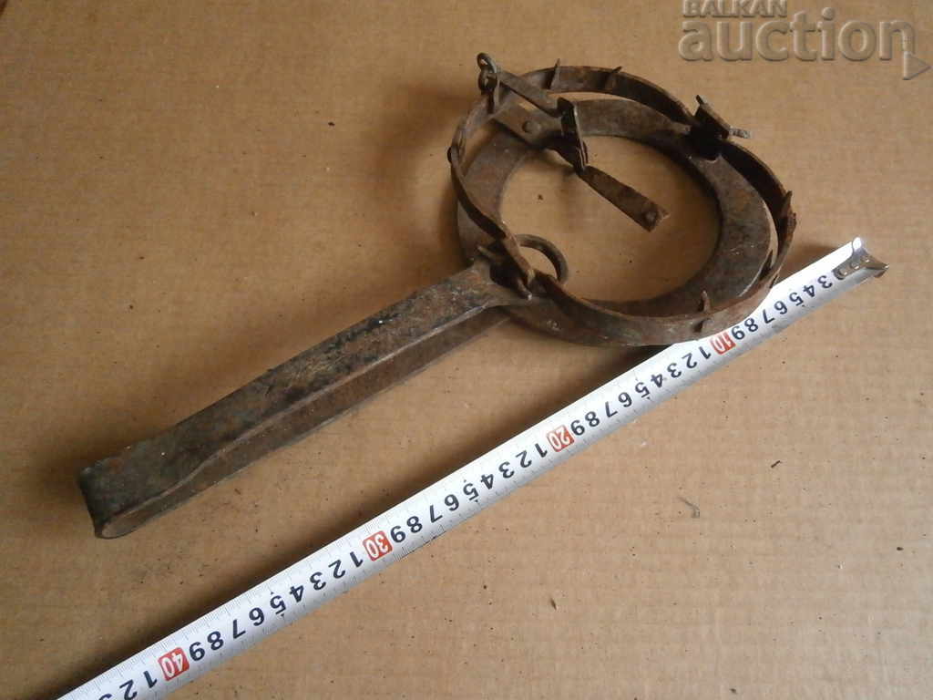 old forged trap for beaded golden ferrets WORKING - 5 old forged trap for beaded golden ferrets WORKING - 5
