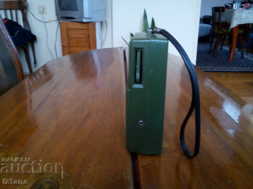 Old radio, Solid State Corona radio with price 18.00 BGN | € 9.20 Old radio, Solid State Corona radio with price 18.00 BGN | € 9.20