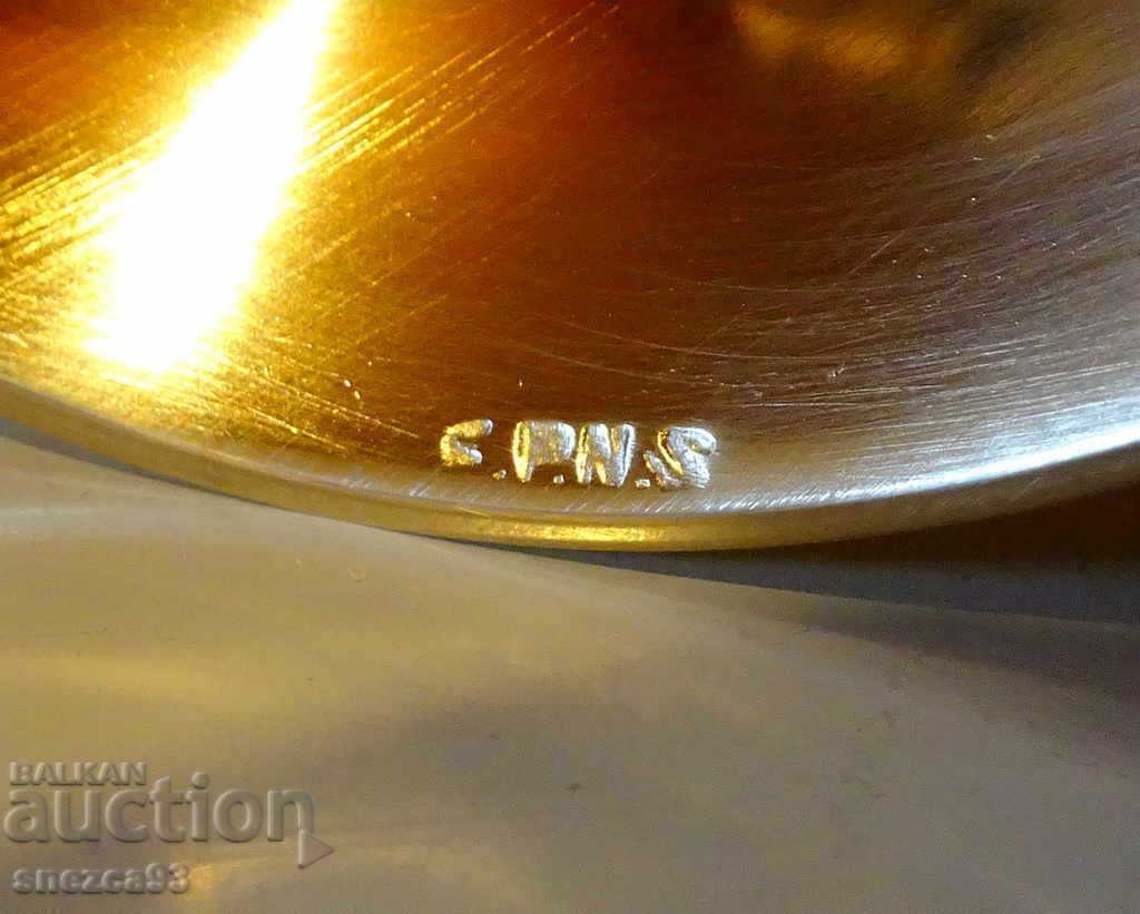 Delivery of English bronze goblet, tankard 800 ml