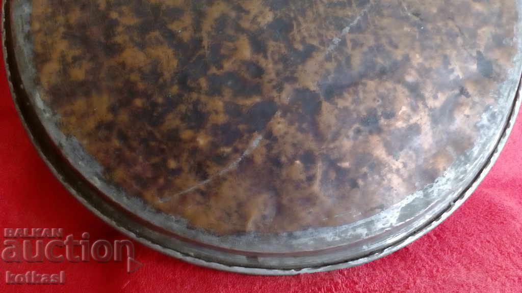 Old copper tray, diameter 40.30 cm. - 6 Old copper tray, diameter 40.30 cm. - 6
