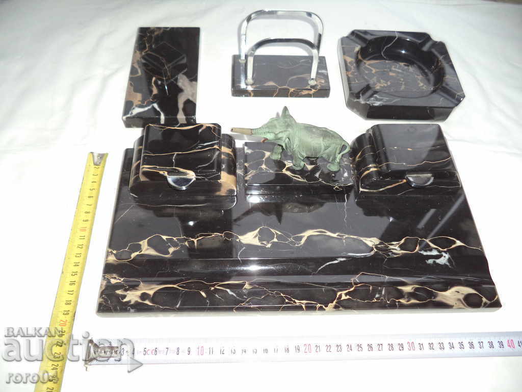 Auction LUXURY SET - BLACK GRANITE Auction LUXURY SET - BLACK GRANITE