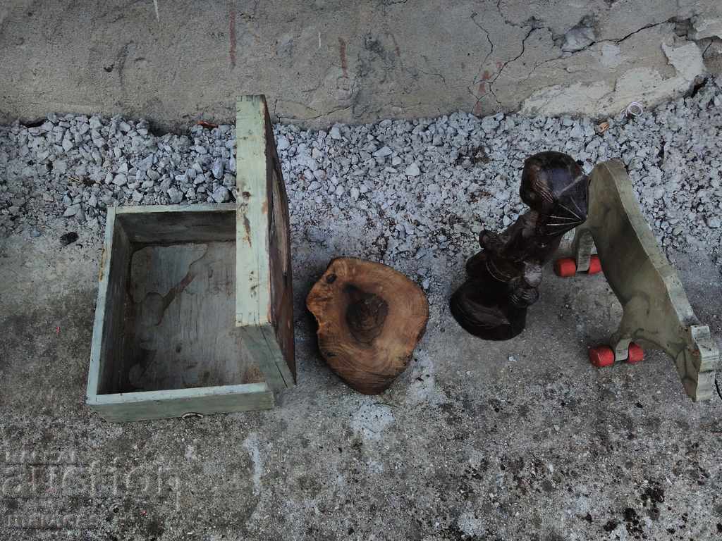 Lot of antiques with price 28.00 BGN | € 14.32 Lot of antiques with price 28.00 BGN | € 14.32