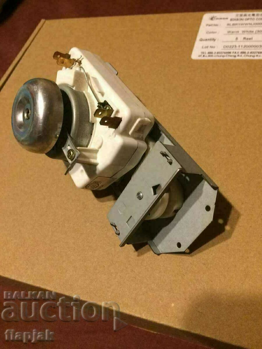 Cuptor cu microunde Haier HR-6752D PENTRU PIESE!!! - 5