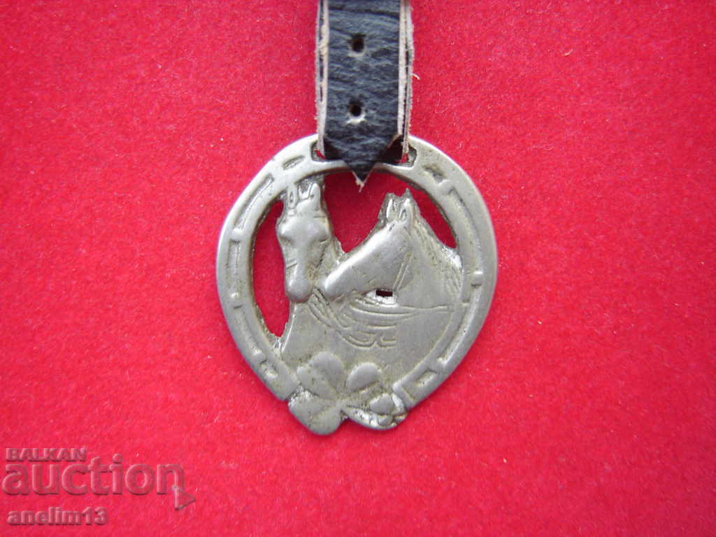 Antique Pocket Watch Fob Horseshoe Clover with price 35.00 BGN | € 17.90 Antique Pocket Watch Fob Horseshoe Clover with price 35.00 BGN | € 17.90
