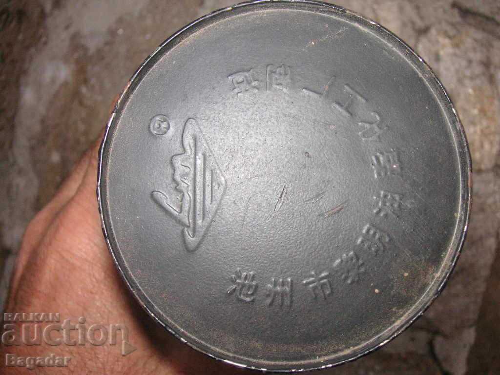 Delivery of An old Chinese lamp Delivery of An old Chinese lamp