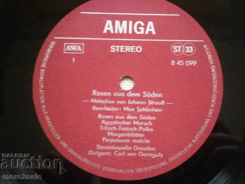 Delivery of JOHN STRAUS - TUNES - BIG PANEL - AMIGA - 845099 Delivery of JOHN STRAUS - TUNES - BIG PANEL - AMIGA - 845099